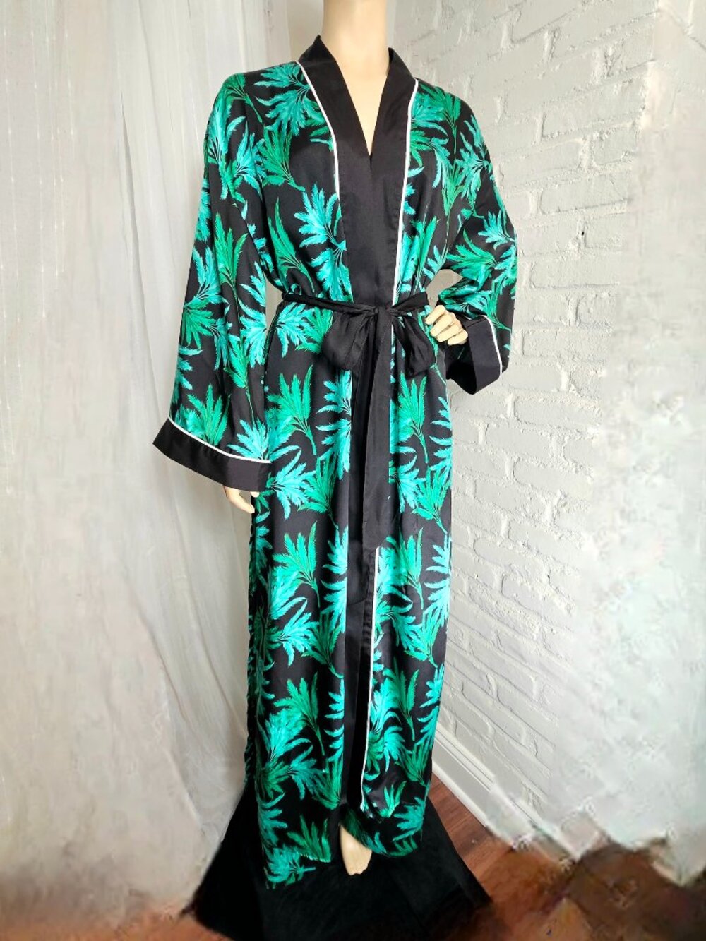 Fe Noel x Target Feathered Palm Print Robe & Wide Leg Pants Set Size XL Black - Picture 2 of 16
